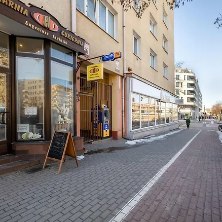Modern Close To The Center And The In By Renters *